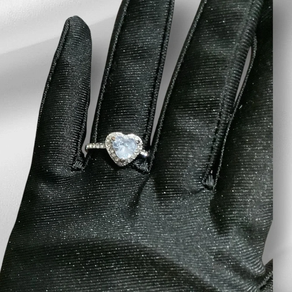 N/A sparkling silver